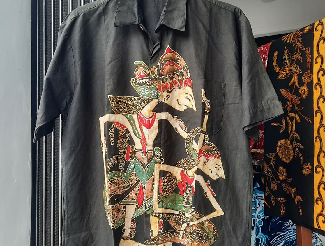 Kemeja Pendek Motif Wayang | Hitam